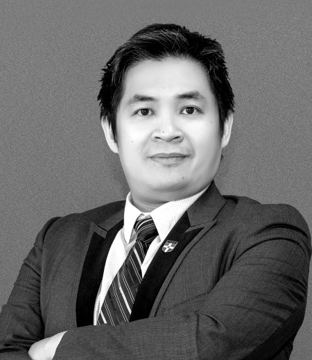 Dr. Kelvin Leung
