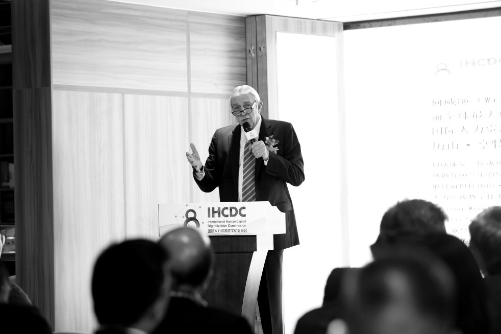 William Holt addressing the IHCDC Advisory Board